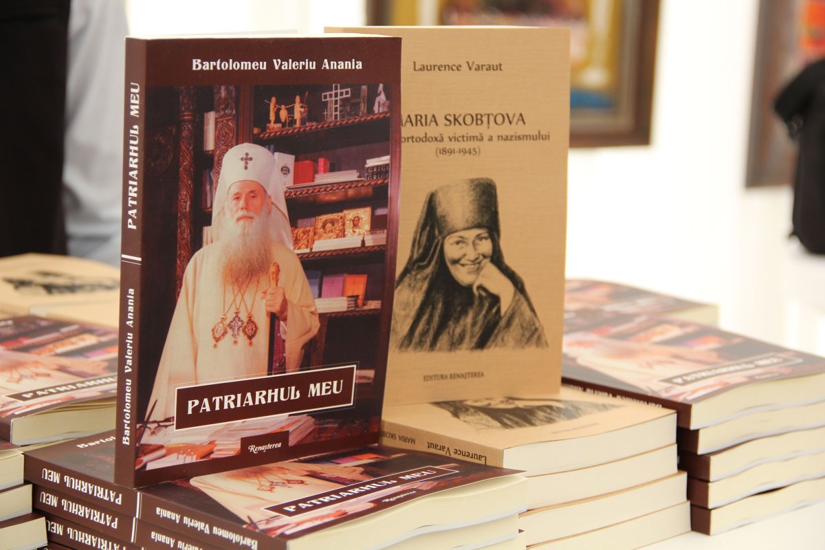 Lansări ale Editurii Renaşterea la Festivalul Internațional de Carte Transilvania 30733