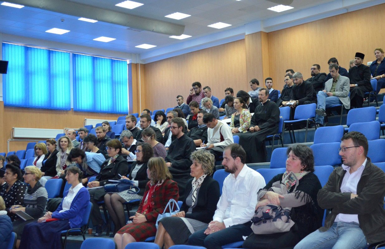 Consfătuirea profesorilor de religie din judeţul Hunedoara 30637