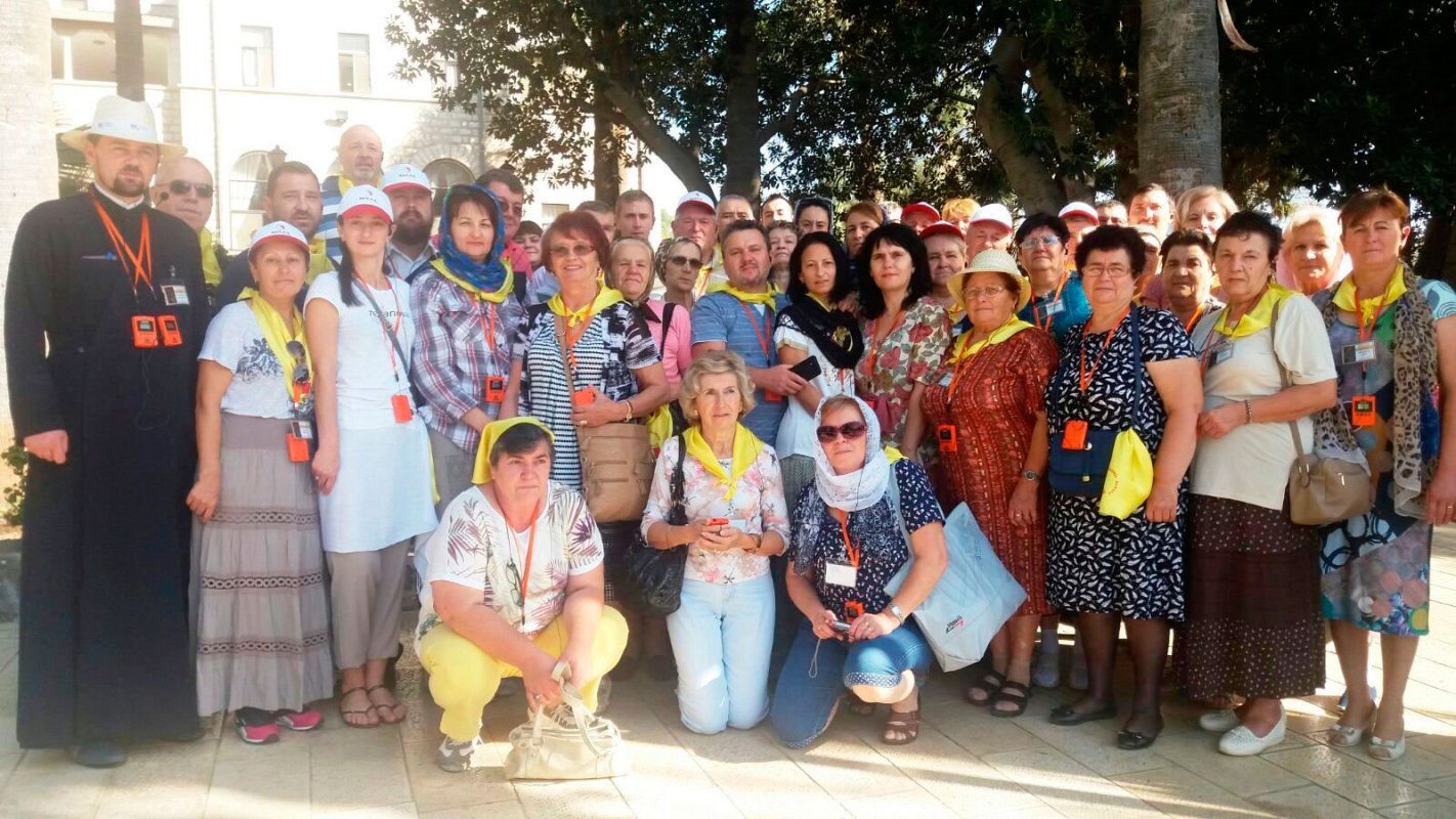 Pelerini din Bogatu Român, județul Sibiu, la Locurile Sfinte 30640