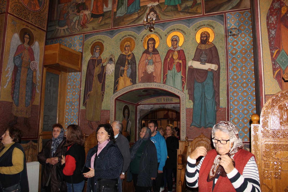 Pelerini clujeni la vechea Curte Domnească de la Târgoviște 30589