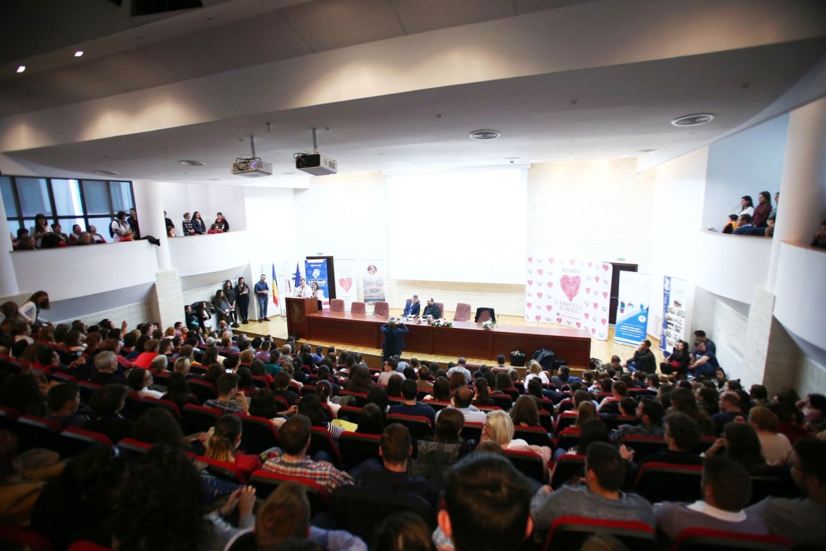 Mihai Neamțu le-a vorbit sibienilor despre „Vârstele Iubirii” 30417