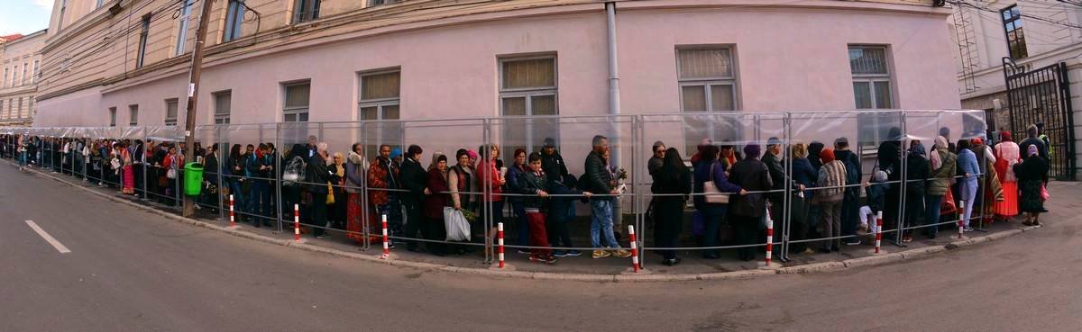 Pelerini din Bacău, în pelerinaj la Iaşi 30399