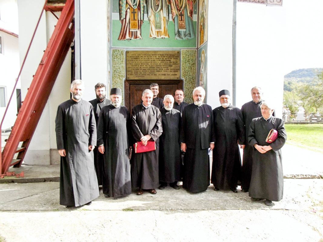Cerc pastoral în Parohia Floreştii de Jos, judeţul Vâlcea 30361