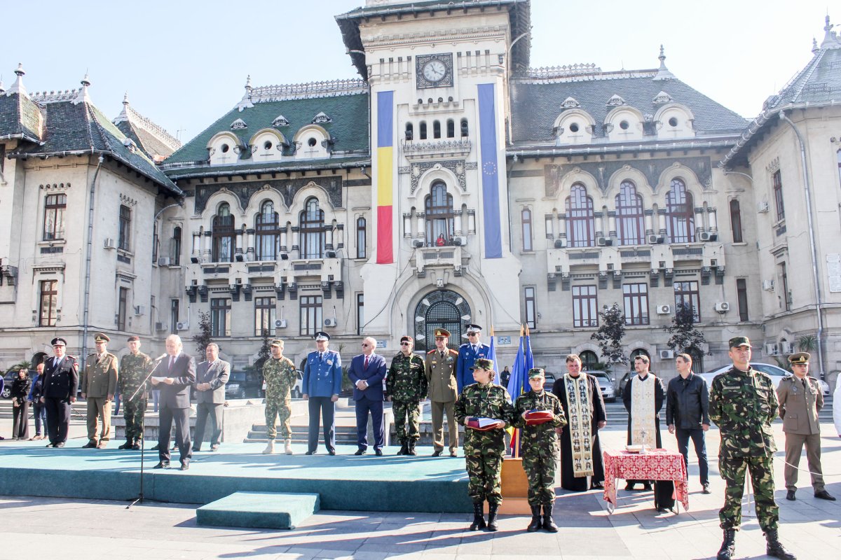 Ceremonie de repatriere a militarilor craioveni 30360