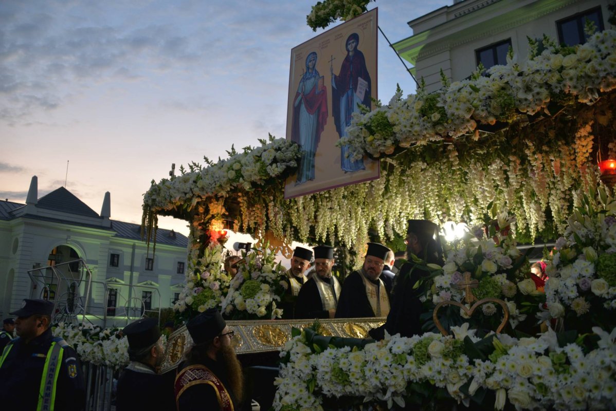 Împreună-rugători pe Calea Sfinţilor 30334