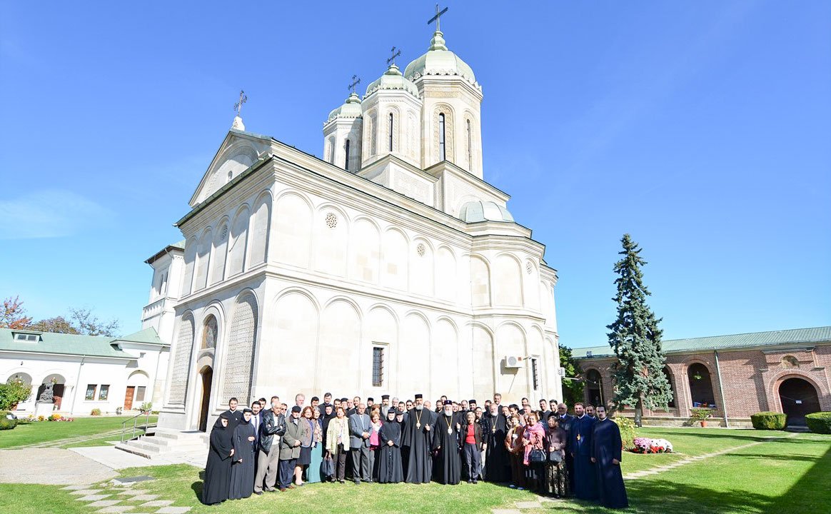 Simpozion internaţional la Târgoviște 30389