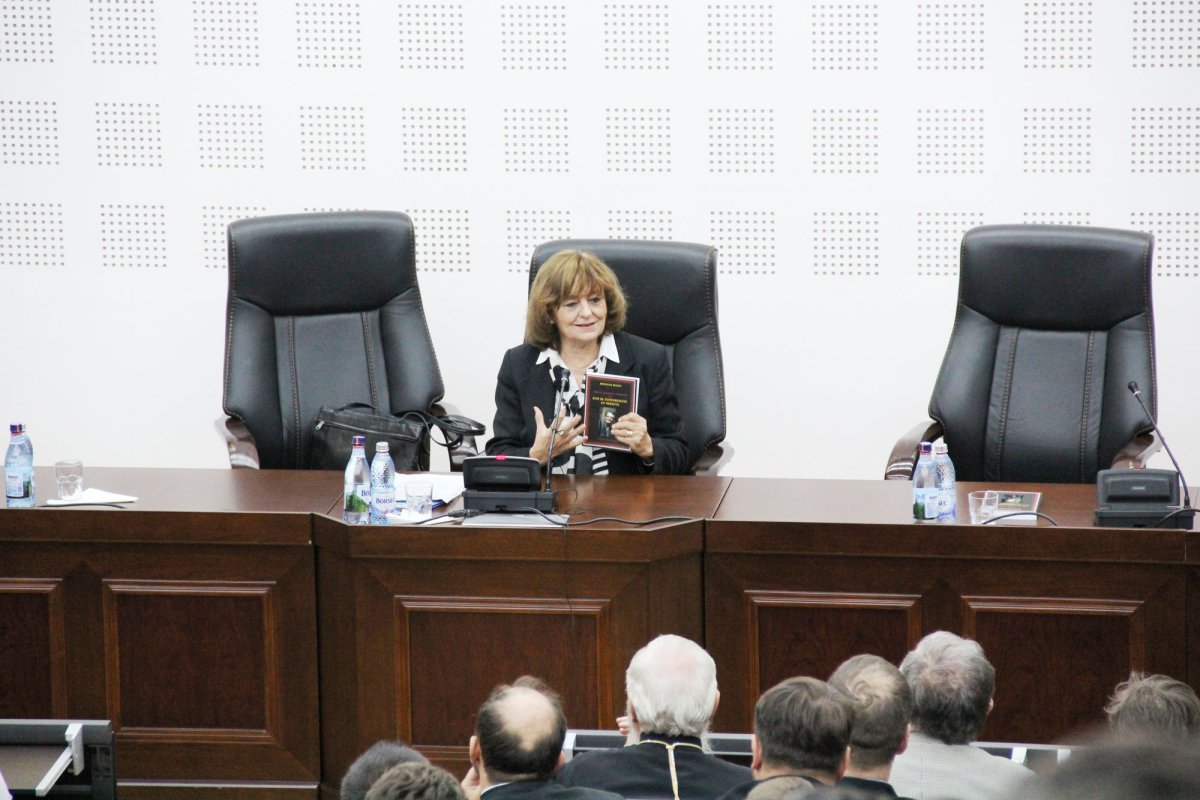 Ana Blandiana a vorbit studenţilor clujeni despre Memorialul de la Sighet 30206