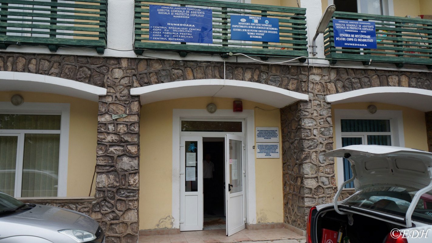 Sprijin pentru centrele de ocrotire din Hunedoara 30221