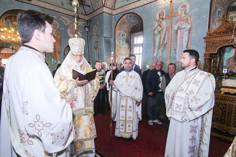 Slujiri arhierești în Mitropolia Munteniei și Dobrogei 30108