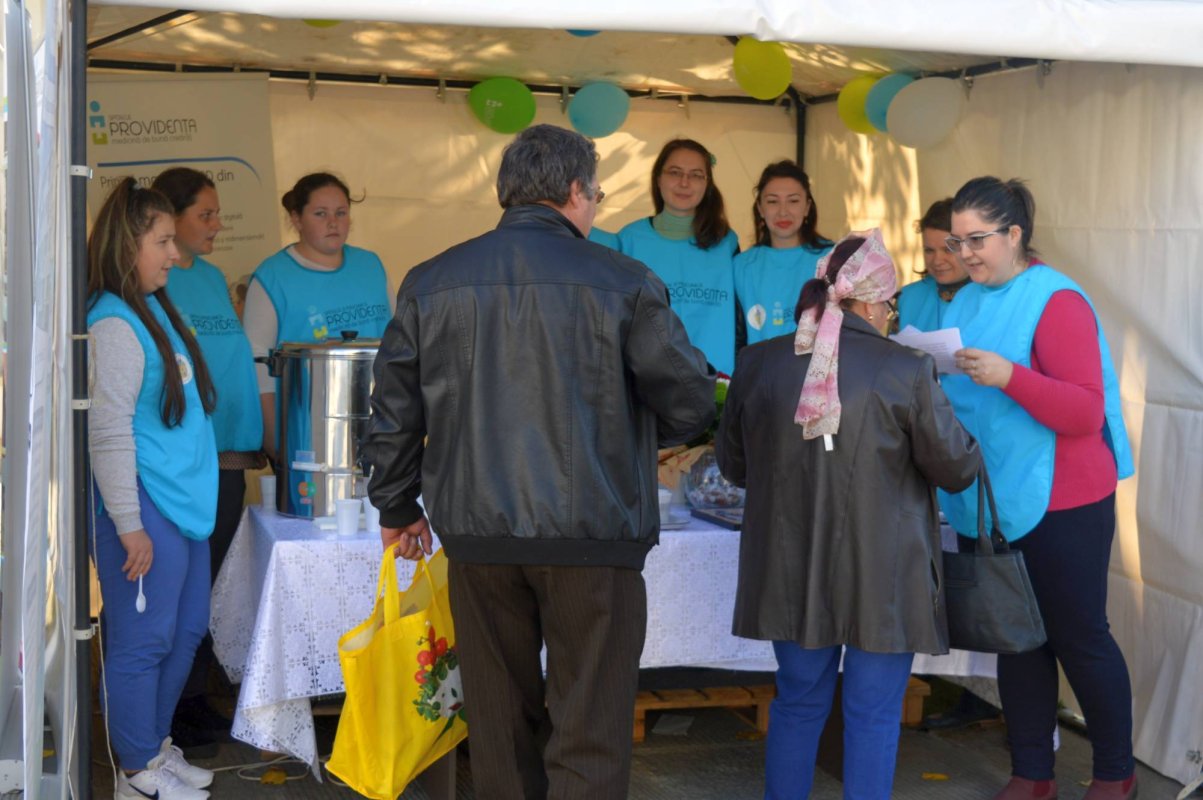 Echipa „Providenţa“, voluntariat pentru pelerine 29990
