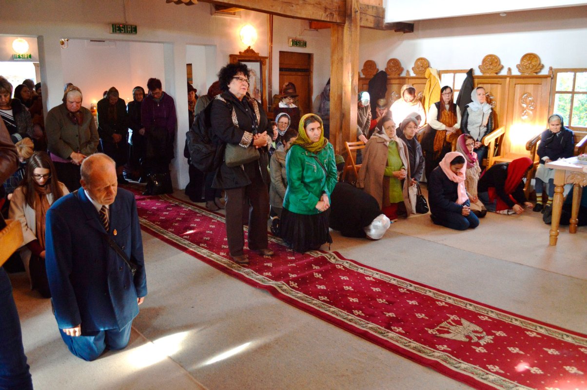 Pelerini pe meleaguri gorjene de Sfânta Parascheva 30014