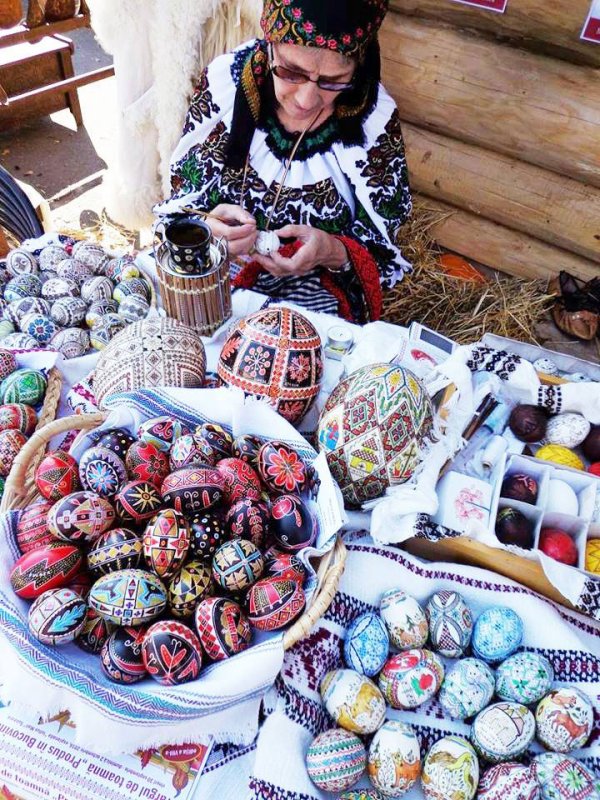 Târgul de toamnă „Gustă din Bucovina și Ardeal” 30009