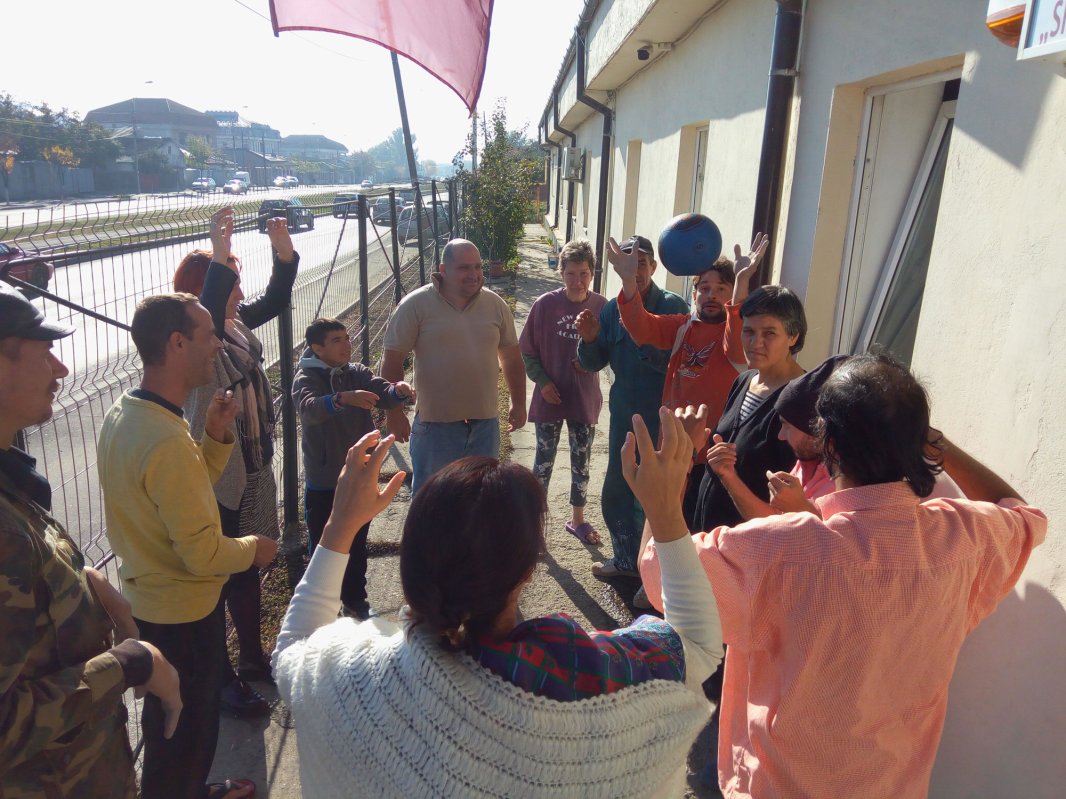 Activităţi la Centrul  „Sfântul Vasile” din Craiova 29955