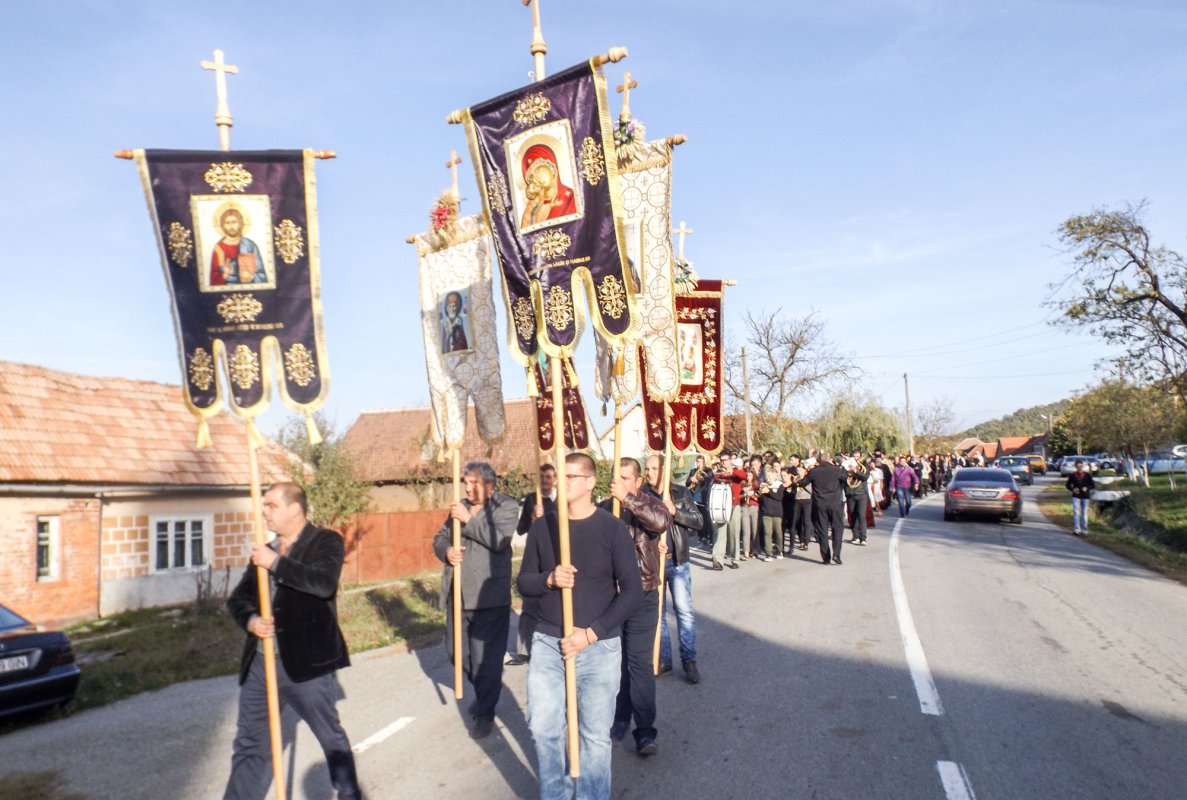 Hram, procesiune și cerc pastoral-misionar la Parohia Joia Mare 29963