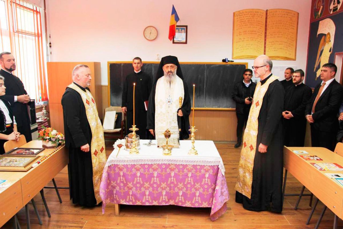 Spaţiu pentru activităţi la ora de religie, la Luduş 29942