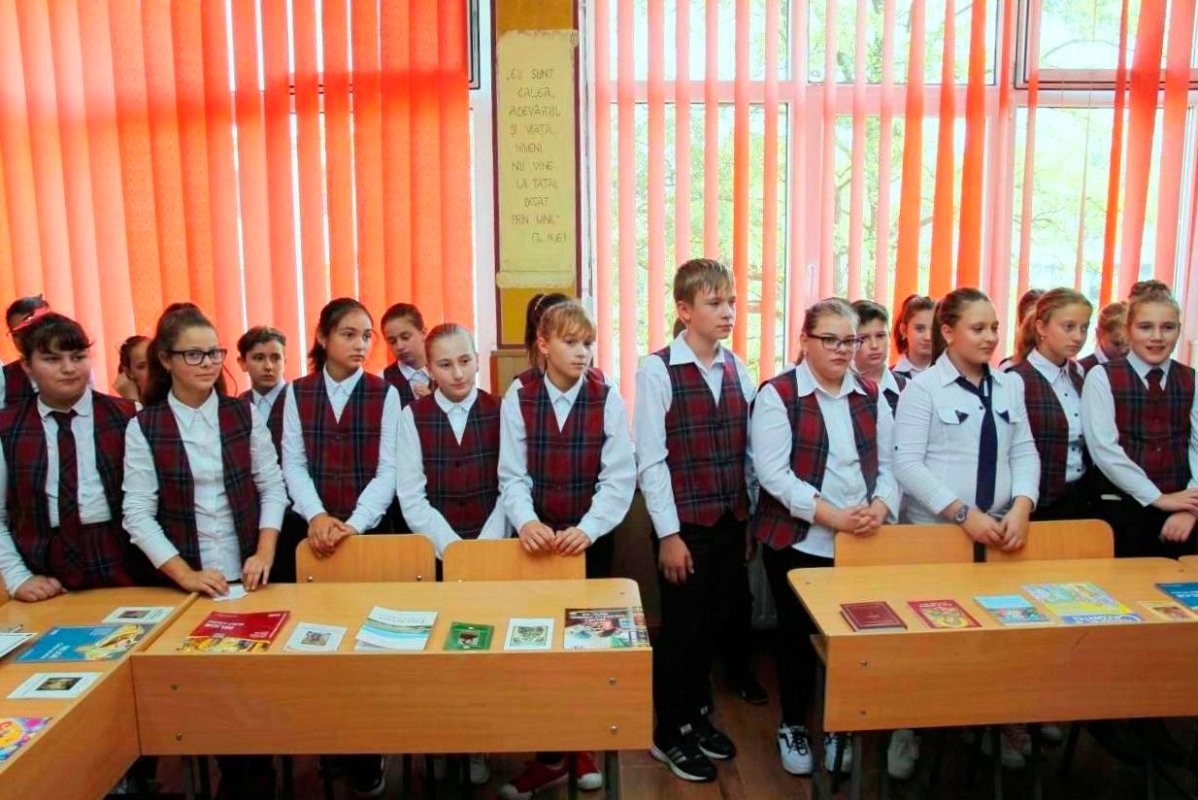 Spaţiu pentru activităţi la ora de religie, la Luduş 29945