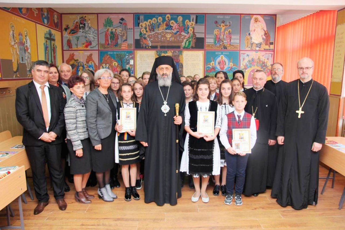 Spaţiu pentru activităţi la ora de religie, la Luduş 29946