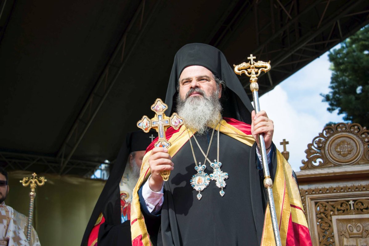 PS Ignatie al Huşilor: „Fără harul lui Dumnezeu nimic măreţ şi plăcut Cerului nu poate fi înfăptuit“ 29701