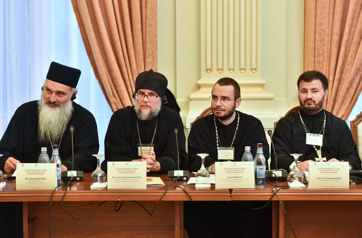 Viaţa Bisericilor Ortodoxe în comunism – persecuţie, rezistenţă, mărturisire 29620