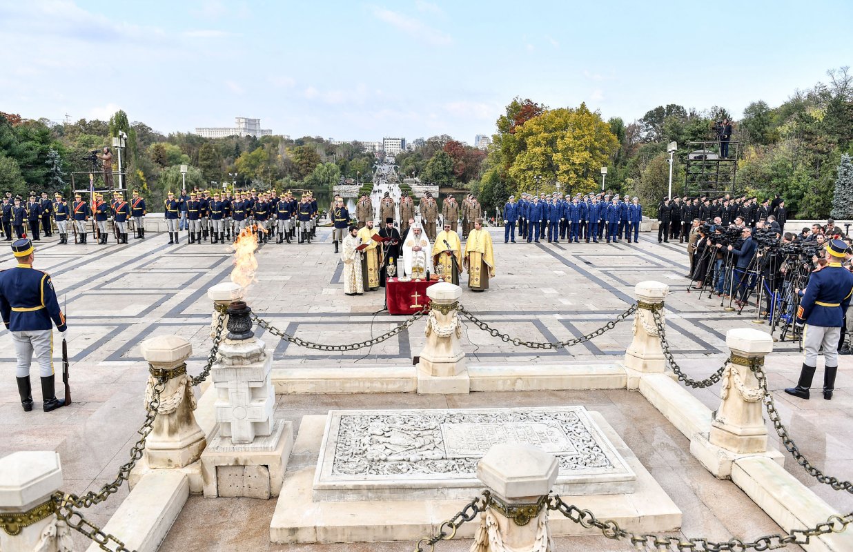 Ceremonii la Mormântul Ostașului Necunoscut 29552