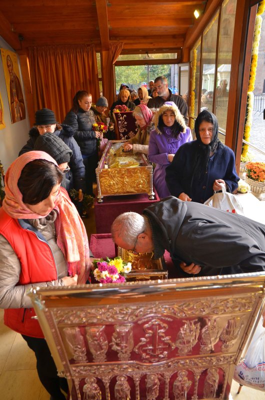 Liturghie și procesiune de sărbătoarea Sfântului Mucenic Dimitrie 29556