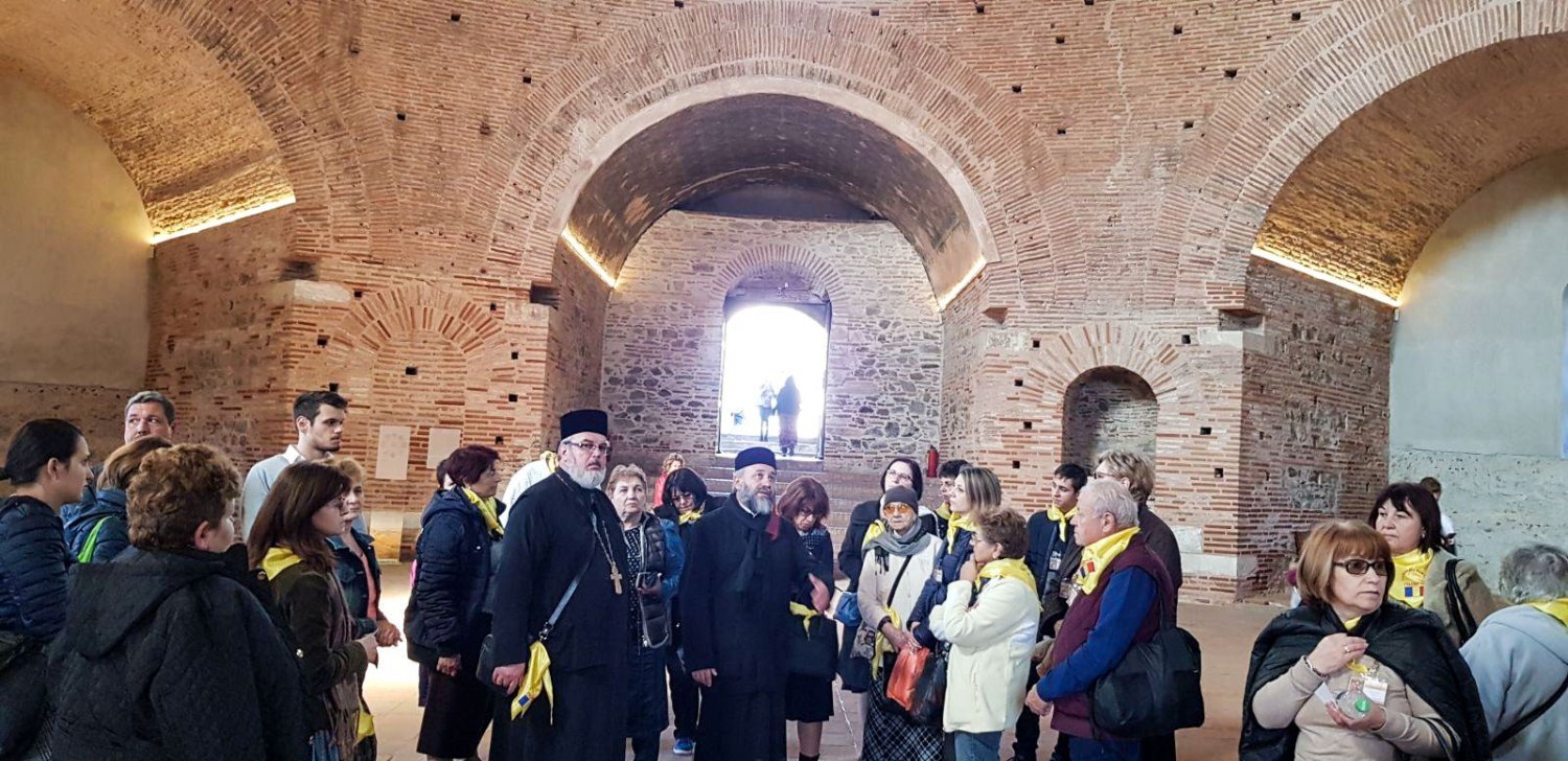 Pelerini români la Biserica Sfântului Dimitrie din Salonic 29495