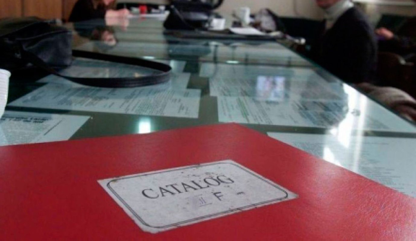 Promisiuni de debirocratizare a sistemului de educaţie 29499