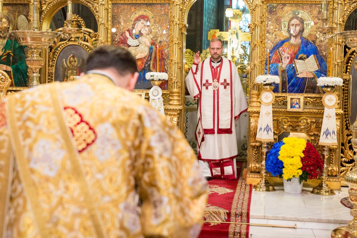 Preafericitul Părinte Rastislav a slujit la Catedrala Patriarhală 314709