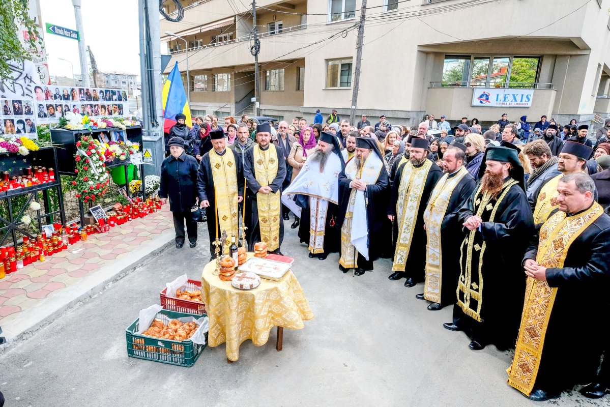 Rugăciuni pentru victimele de la Colectiv 29274