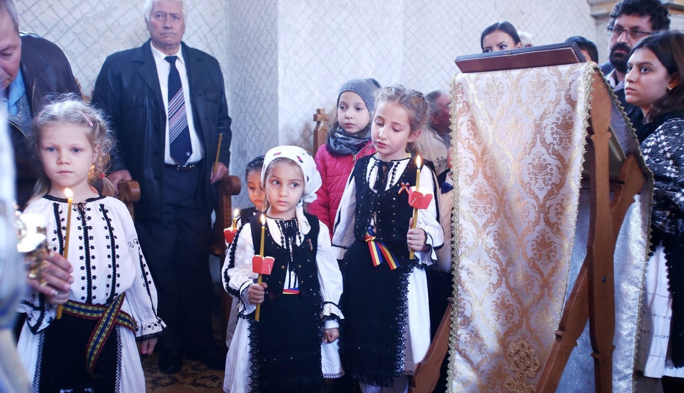 Slujiri arhiereşti în Duminica a 24-a după Rusalii 29242