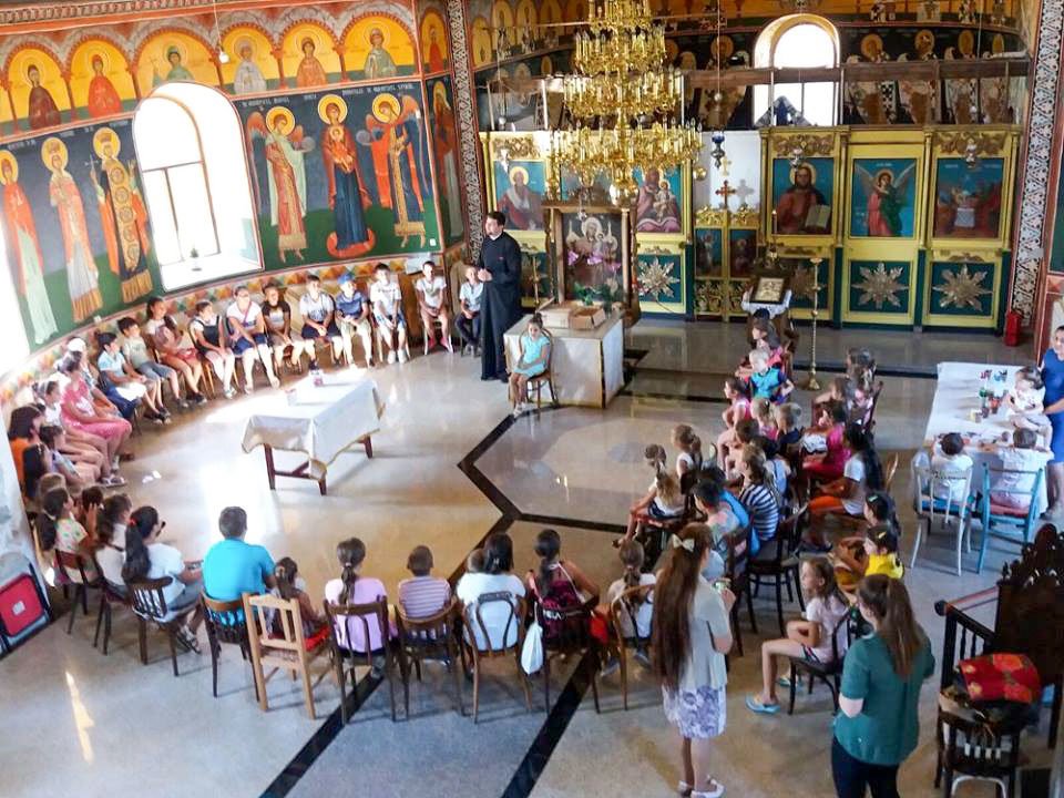 Comunitatea care își tămăduiește firea prin copii 29170