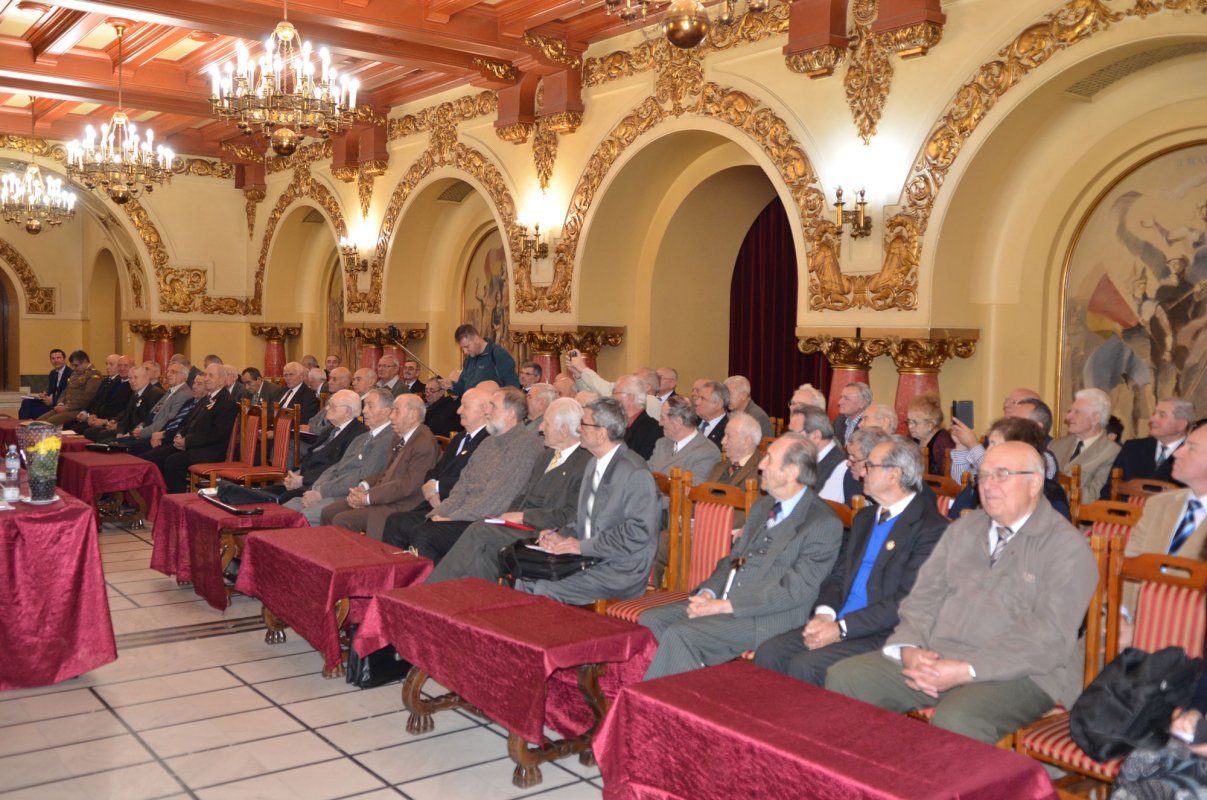 Un prezent dificil nu poate îngenunchea un trecut glorios 29204