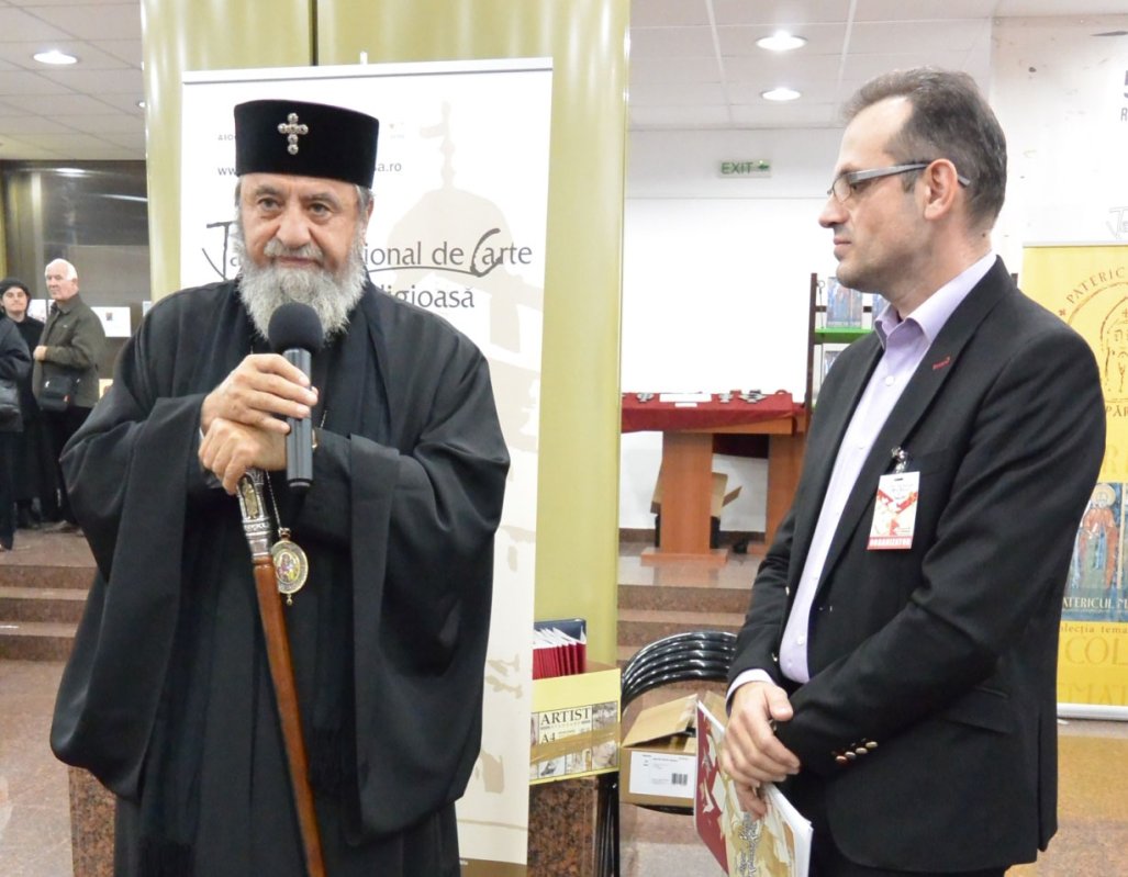 Diplome și premii la Târgul de Carte și Revistă Religioasă de la Sibiu 28683