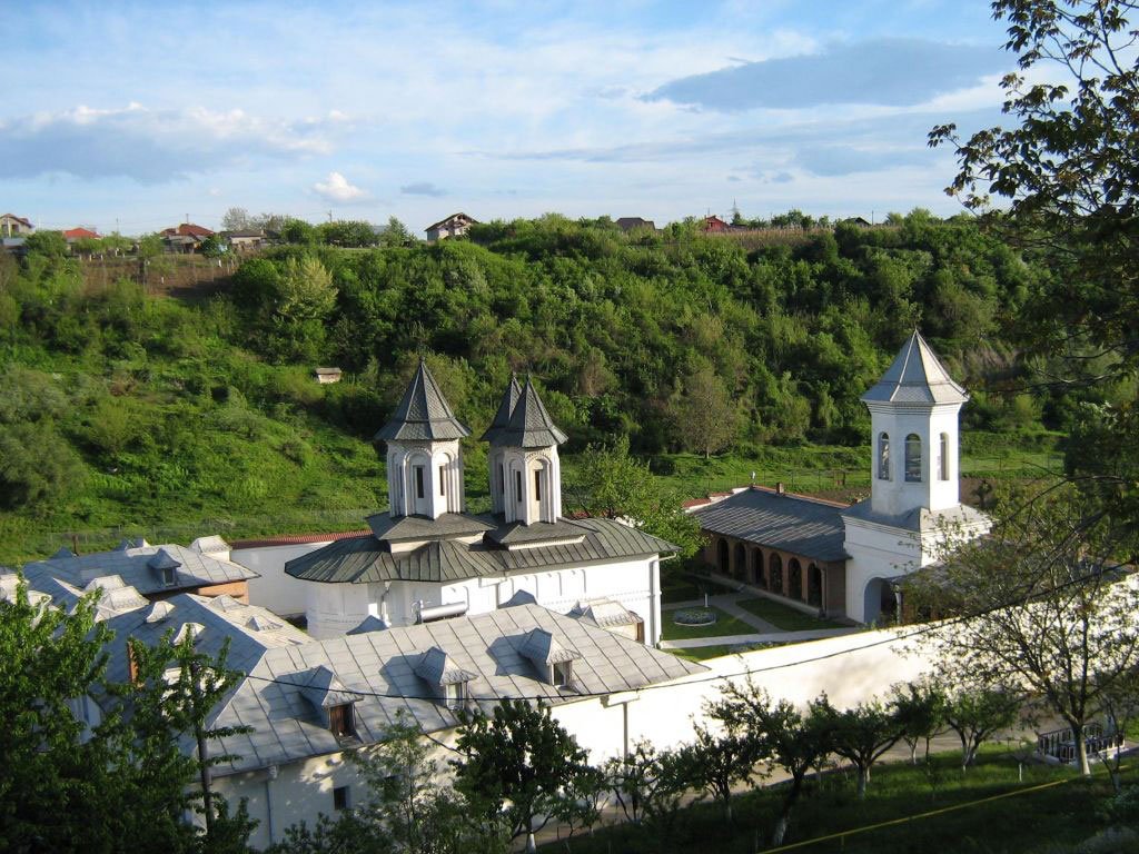 Locaşuri închinate „căpeteniilor îngereşti” 28701