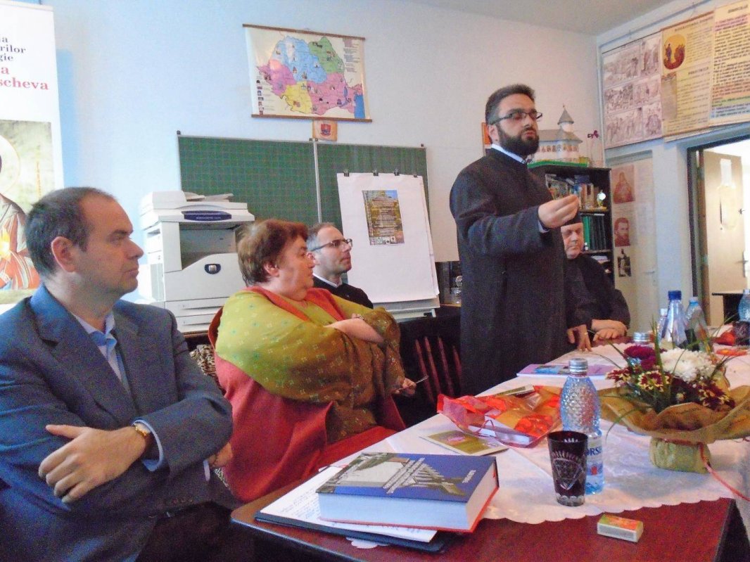 Simpozion judeţean dedicat Sfinţilor închisorilor, la Bacău 28681