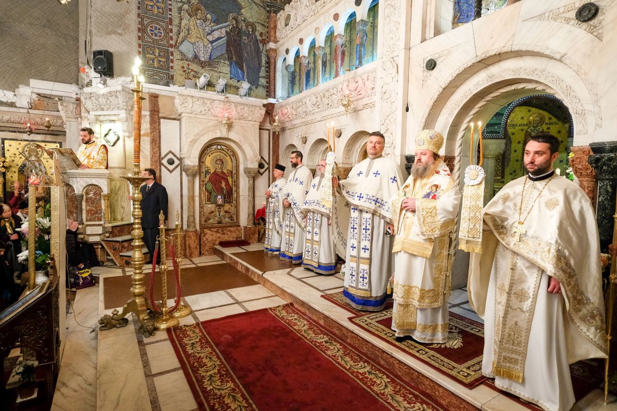 Parohia Parcul Domeniilor-Caşin și-a serbat hramul 28627