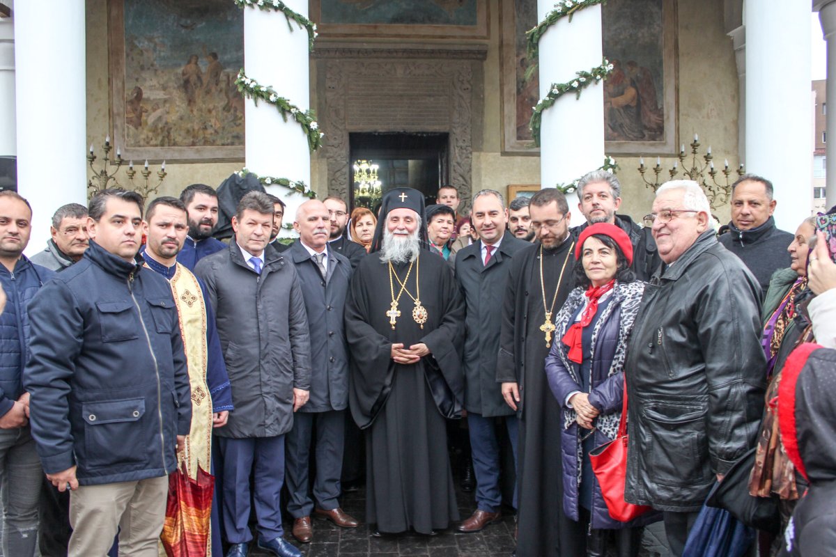 „Îngerii sunt puteri slujitoare şi mesageri ai lui Dumnezeu” 28574