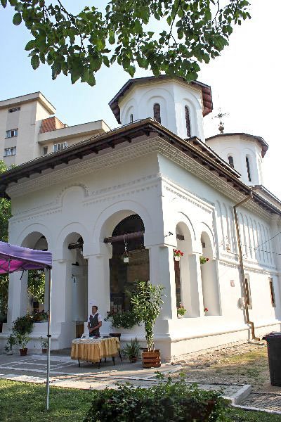 „Îngerii sunt puteri slujitoare şi mesageri ai lui Dumnezeu” 28575