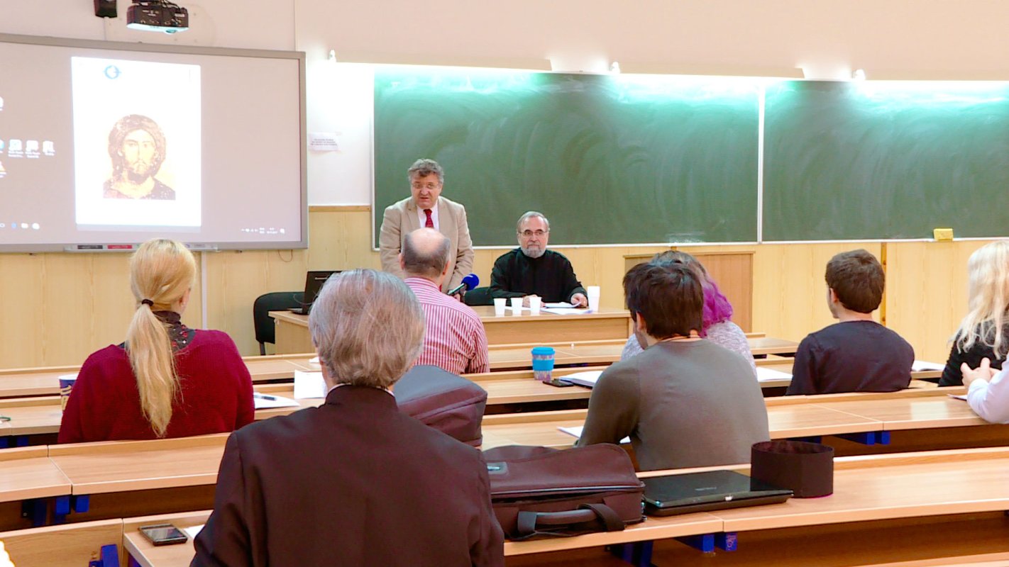 Conferinţa naţională „Icoană, Imagine şi Cuvânt” 28492