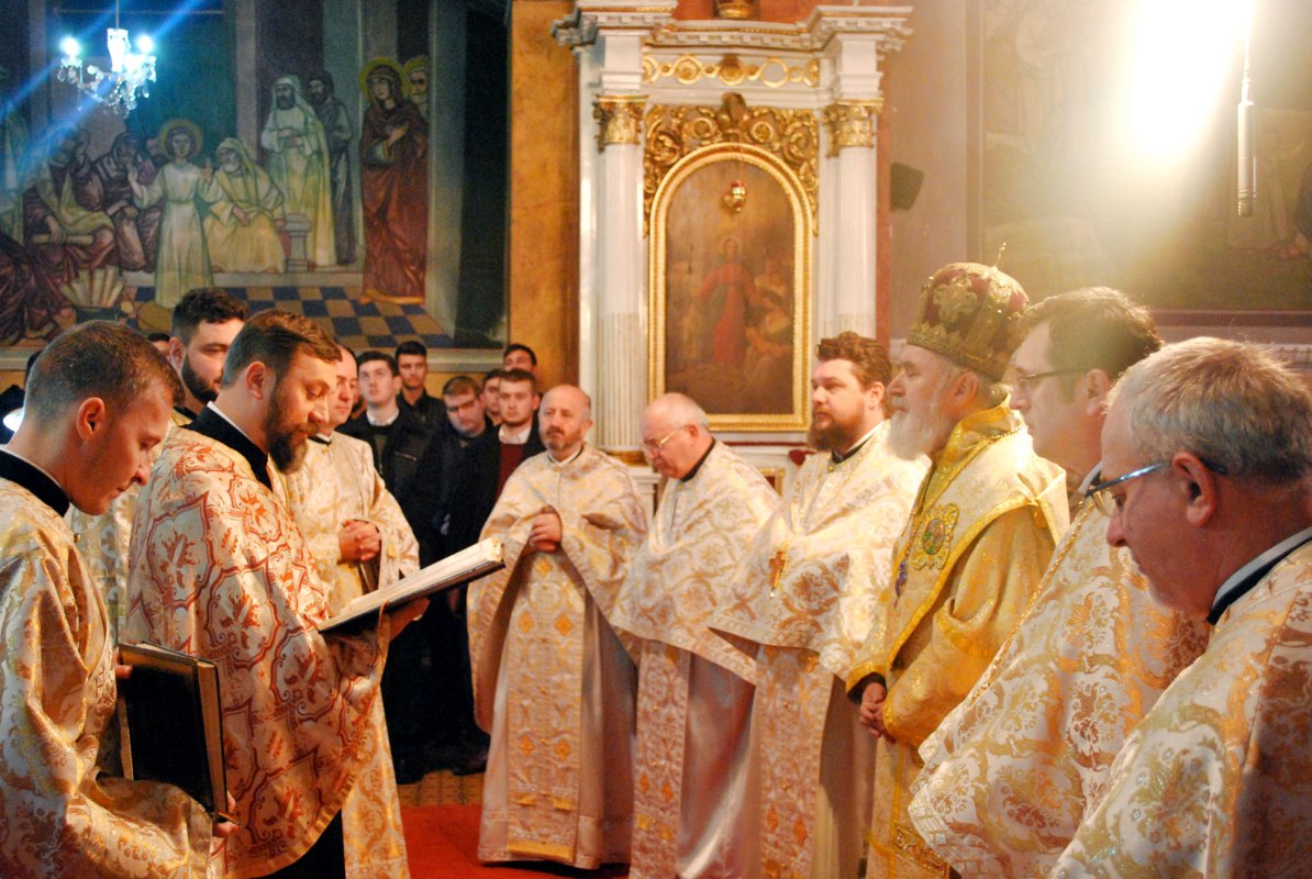 Sfinţire de capelă mortuară la Sânnicolau Mare 28471