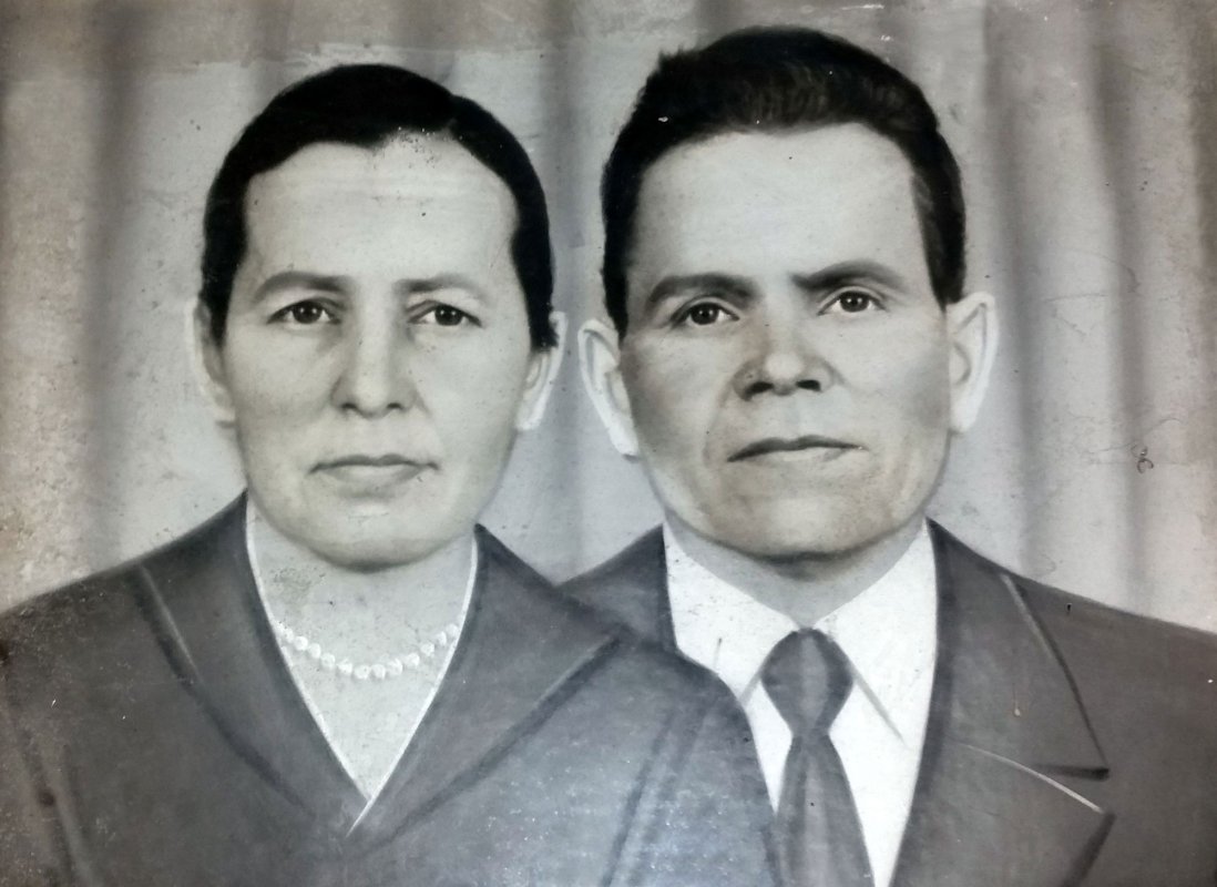 Elena Adam, mamă a 18 copii 28386