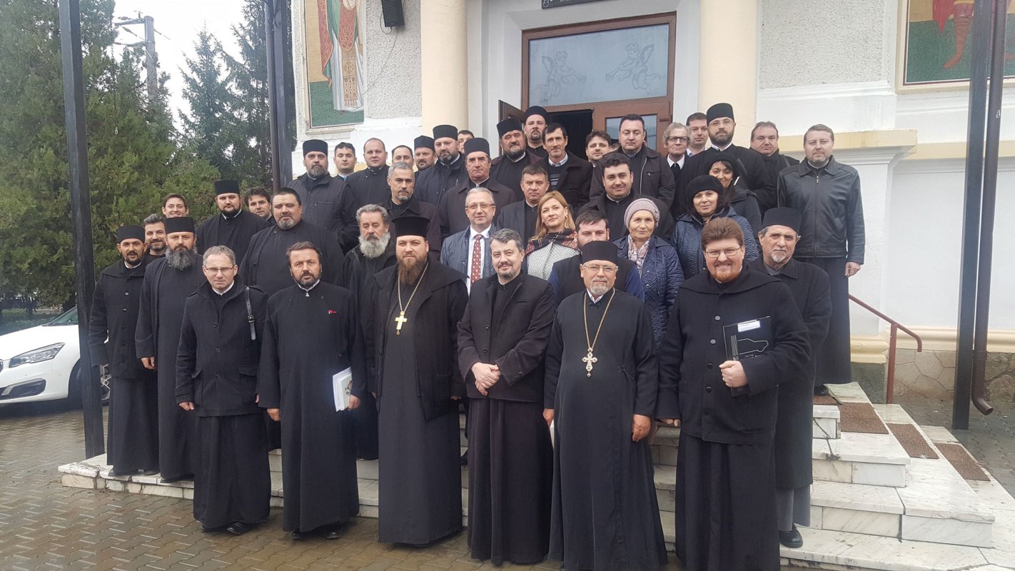 Întâlnire cu profesorii de religie la Pănceşti 28383