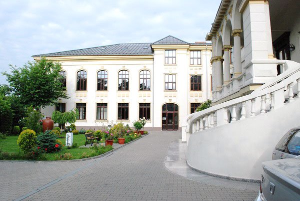 Conferinţă dedicată „slujitorilor Bisericii din Oltenia în închisorile comuniste”, la Craiova 28337