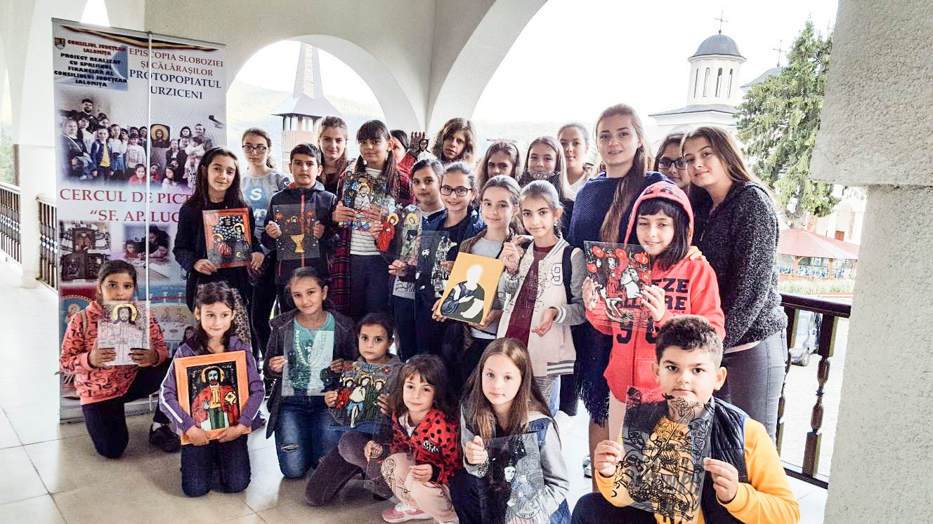 Micii zugravi care bat la porțile cerului 28360