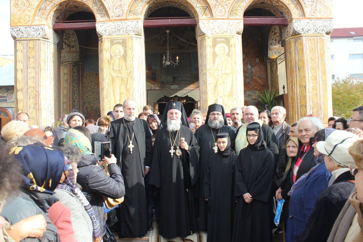 Praznic ales la Biserica „Postelnicu Fir” 28335