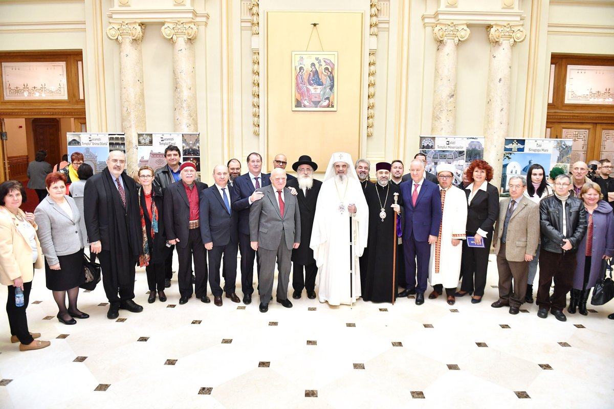 Expoziţie şi simpozion la Palatul Patriarhiei 28264