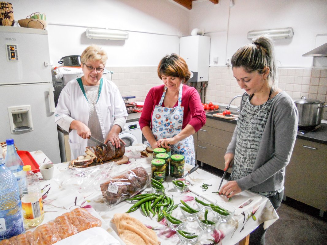 Grija pentru copii, lecție de trăire efectivă a credinței 28235