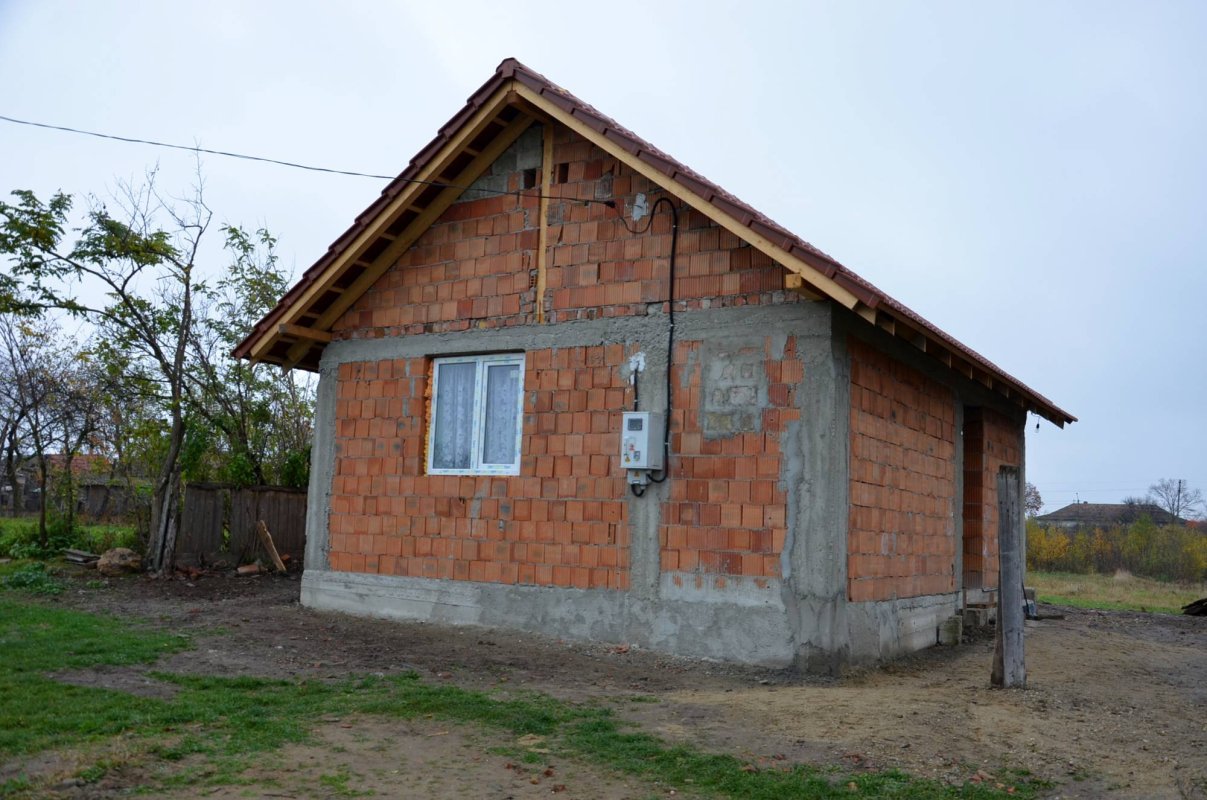 Locuințe noi pentru familii greu încercate 28183