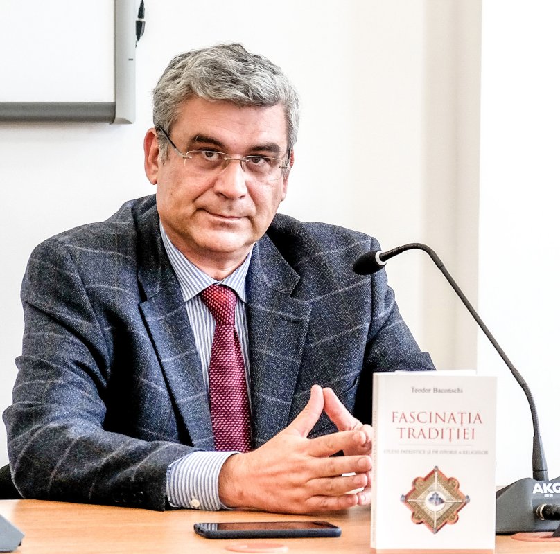 Căutarea lui Dumnezeu în carcera unei dictaturi 28070