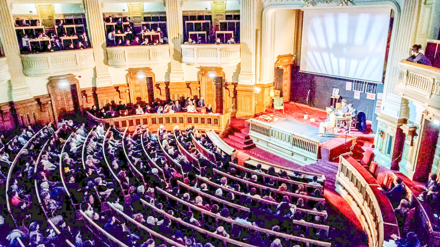 Teatru creştin pe Colina Bucuriei 27934